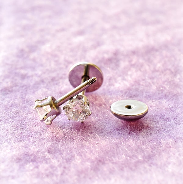Crystal Clear Prong image 2