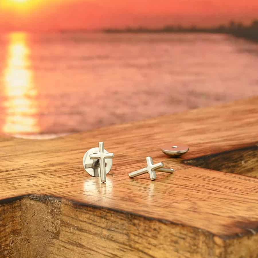 Cross image 1