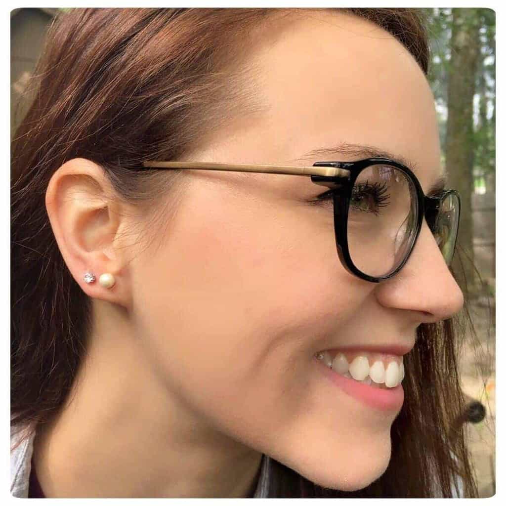 Pearl Comfy Earrings in a fan's ear