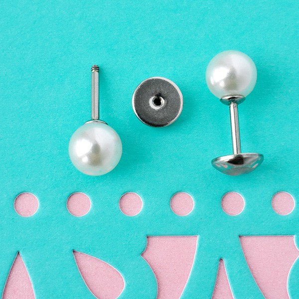 pearls-are-always-appropriate