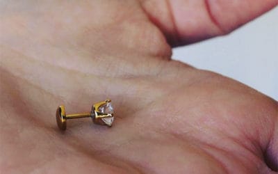 Use Screw-on Earrings to Stay Camera-Ready